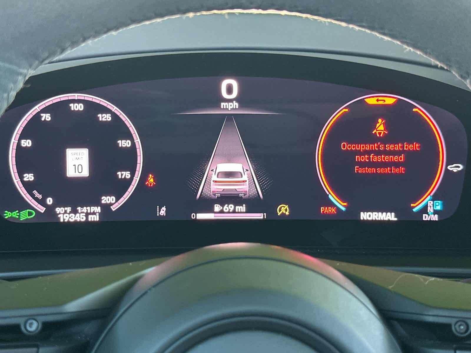 Certified 2025 Porsche Cayenne GTS AWD/4WD image 29
