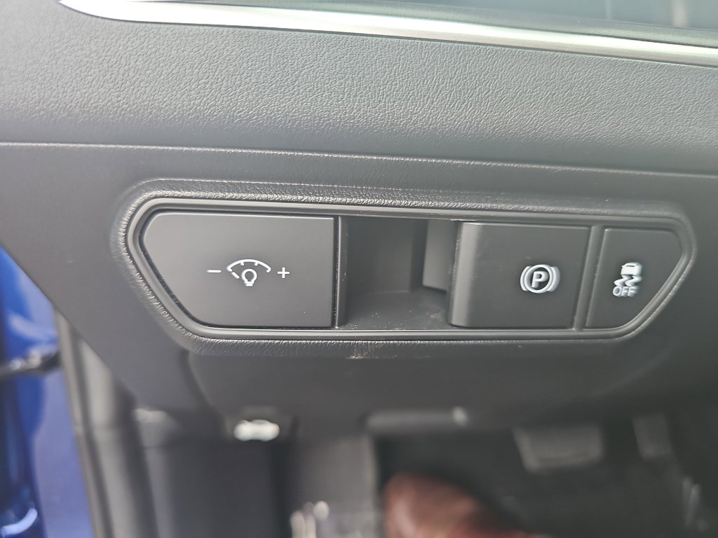 New 2025 Kia K4 LXS image 10