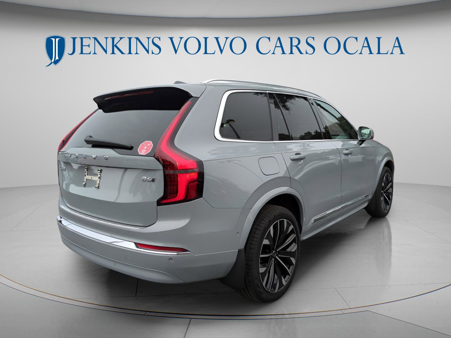 New 2026 Volvo XC90 B6 Plus w/ Protection Package Premier image 3