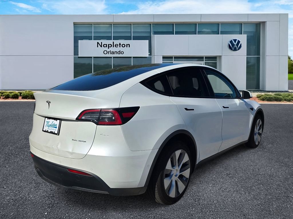 Used 2022 Tesla Model Y Long Range image 4