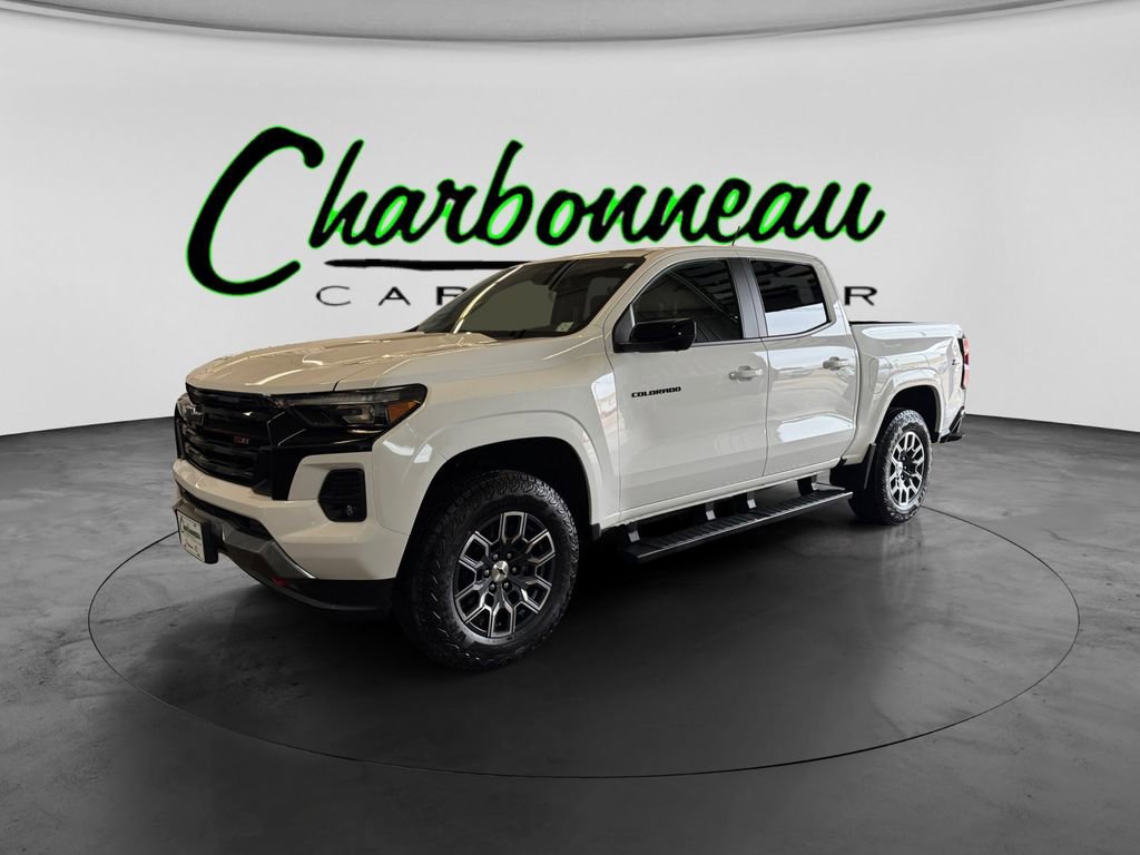 Used 2025 Chevrolet Colorado Z71 w/ Technology Package image 1