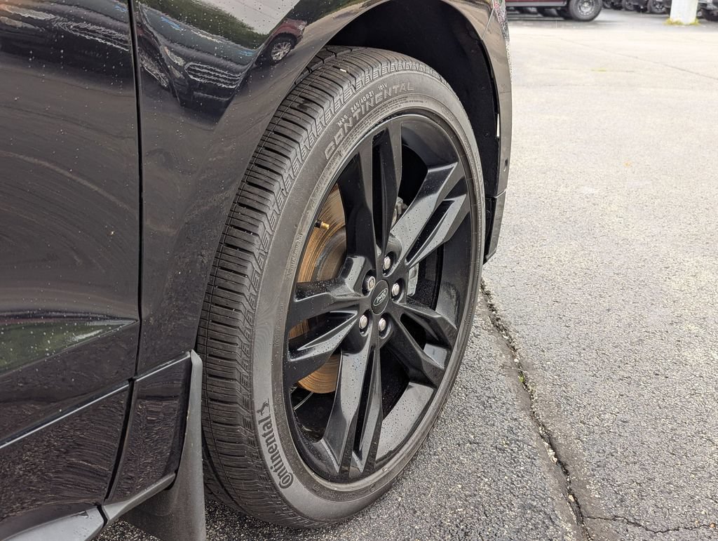 Used 2019 Ford Edge ST w/ Equipment Group 401A AWD/4WD image 29