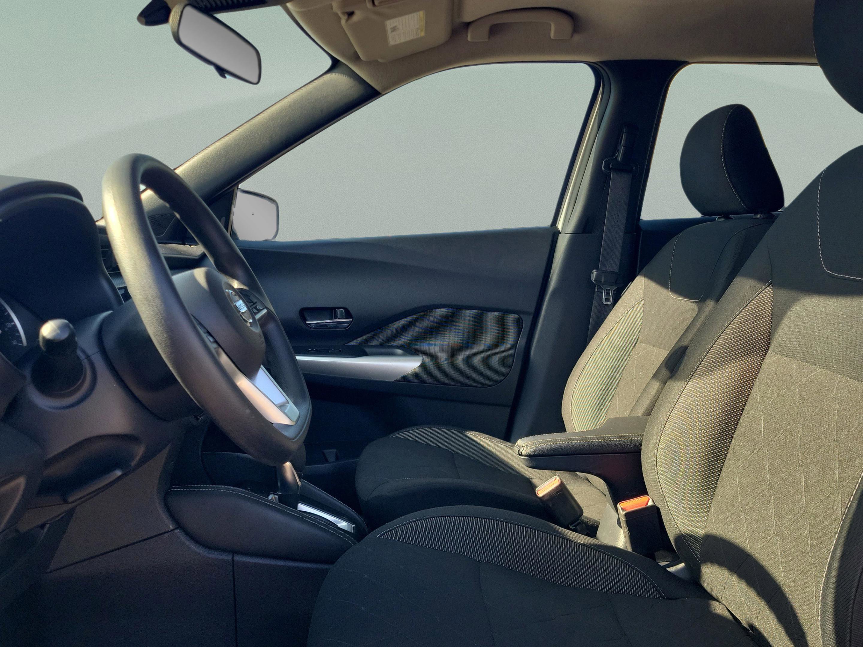 Certified 2020 Nissan Kicks SV image 21