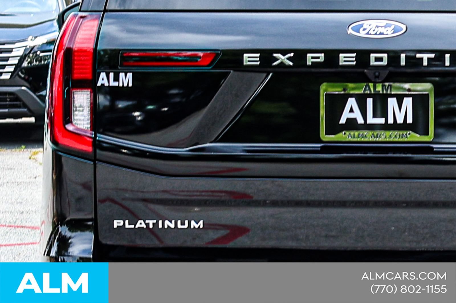 Used 2025 Ford Expedition Platinum AWD/4WD image 13
