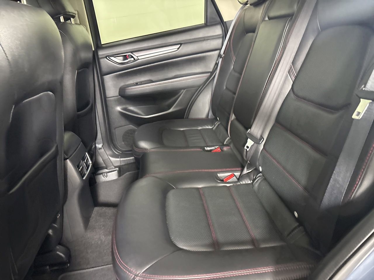 Used 2024 MAZDA CX-5 Carbon Edition image 22