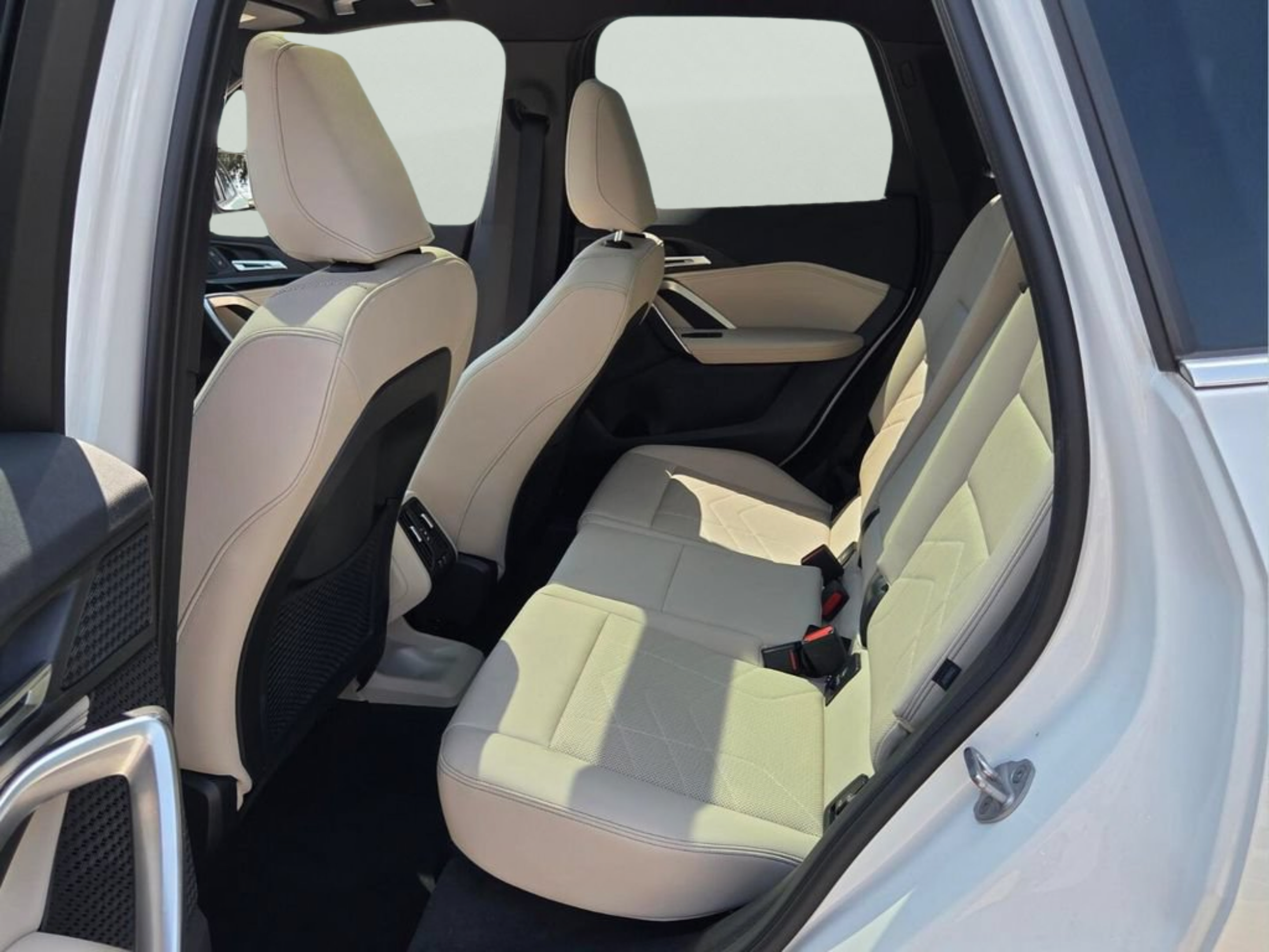 Used 2023 BMW X1 xDrive28i w/ Convenience Package AWD/4WD image 11