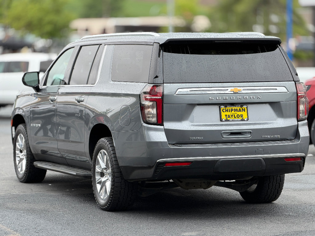 Used 2021 Chevrolet Suburban Premier AWD/4WD image 18