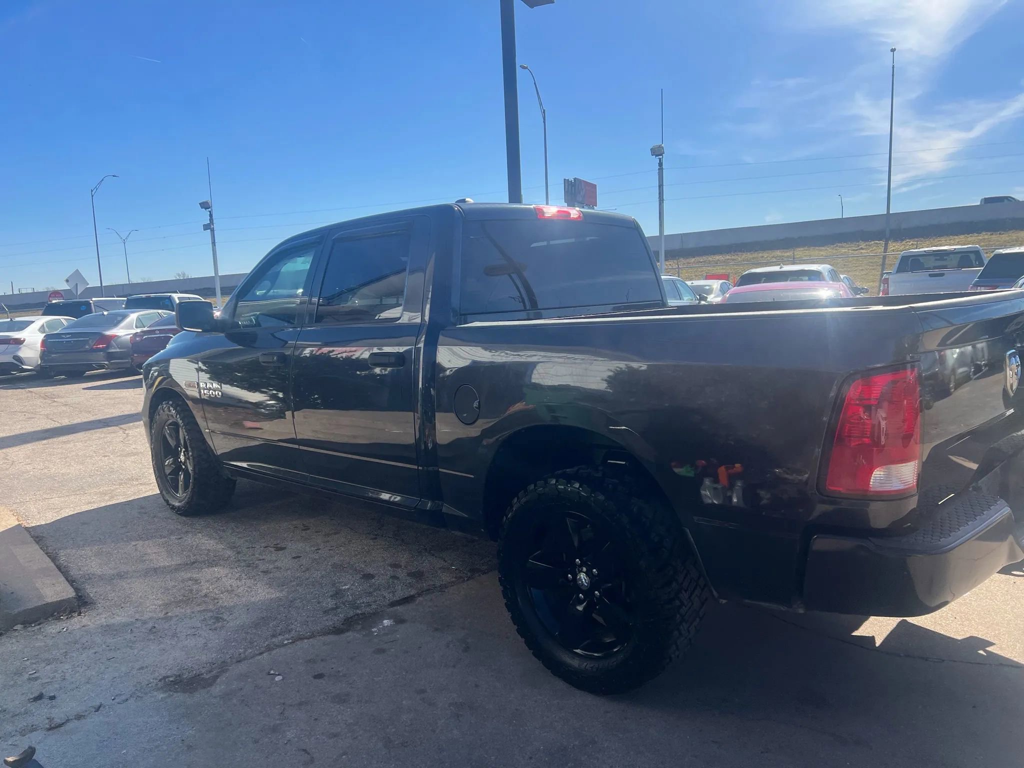 Used 2015 RAM 1500 Tradesman w/ Popular Equipment Group RWD image 9