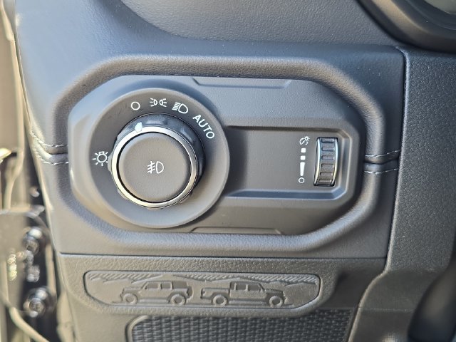 New 2026 Jeep Wrangler Unlimited Sahara AWD/4WD image 22