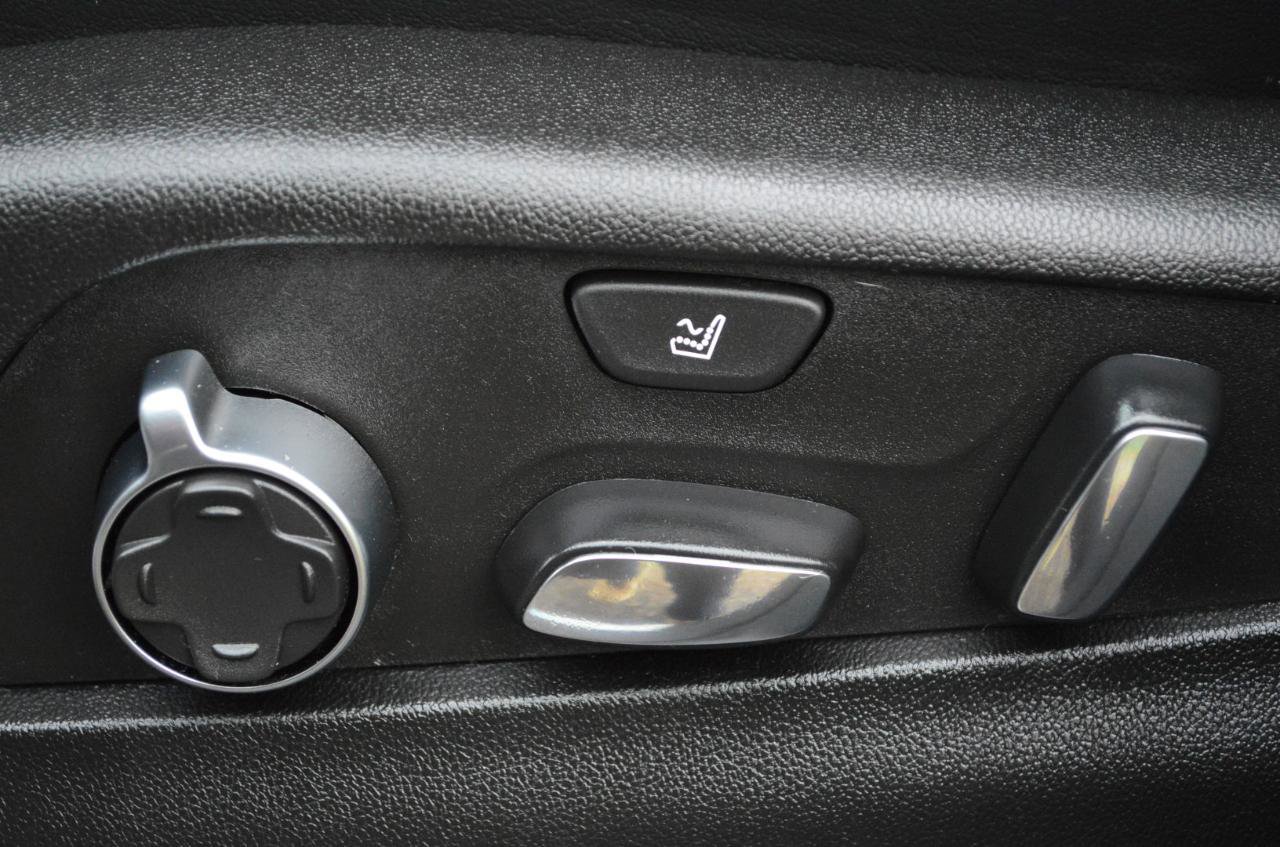 Used 2024 Cadillac XT4 Sport image 24