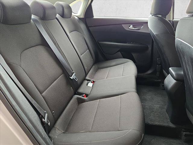 Used 2019 Kia Forte LXS FWD image 15