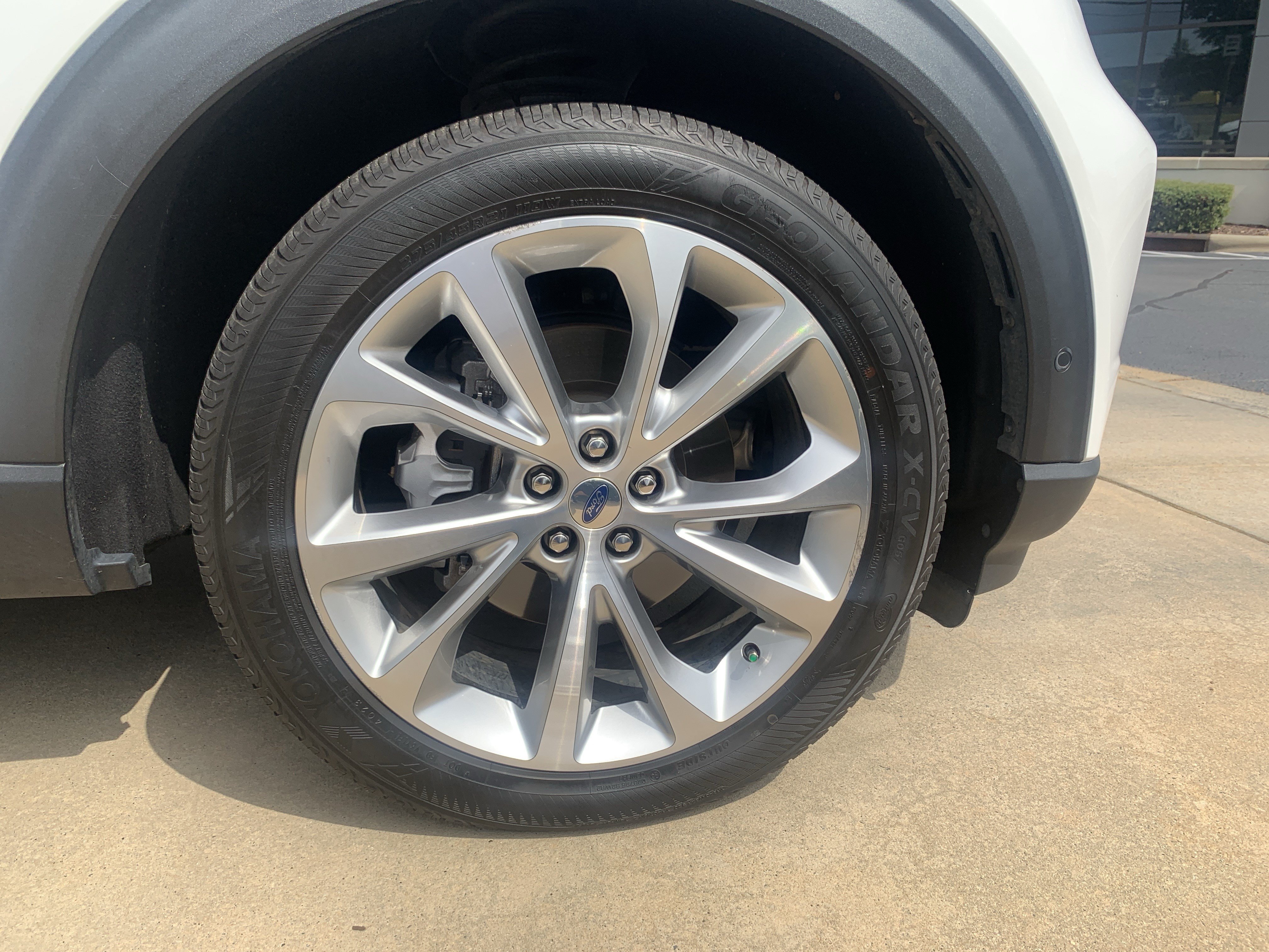 Used 2021 Ford Explorer Platinum w/ Equipment Group 601A AWD/4WD image 13