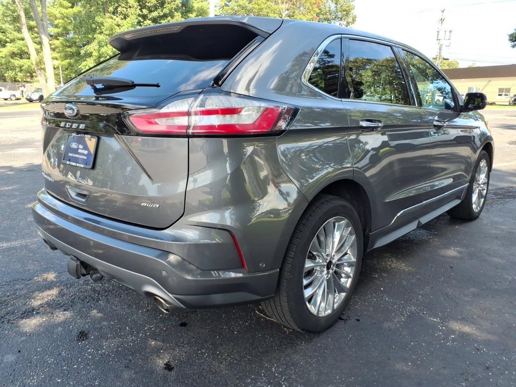 Certified 2022 Ford Edge Titanium w/ Equipment Group 301A AWD/4WD image 2