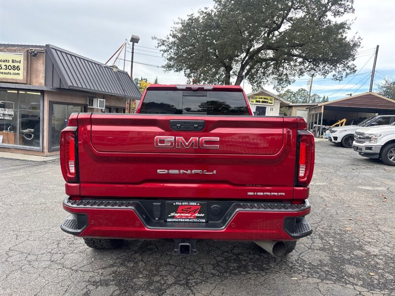 Used 2022 GMC Sierra 2500 Denali w/ Denali Ultimate Package AWD/4WD image 10