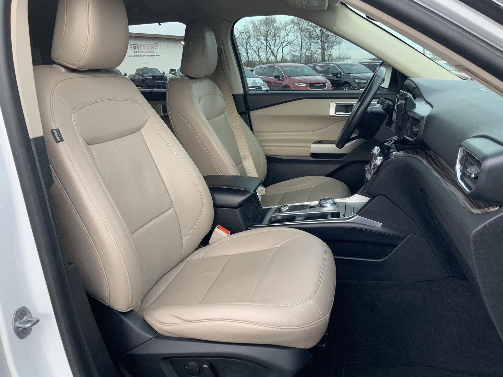 Used 2022 Ford Explorer Limited AWD/4WD image 70