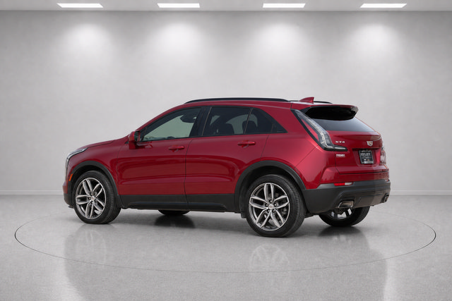 Used 2019 Cadillac XT4 Sport w/ Cold Weather Package FWD image 5