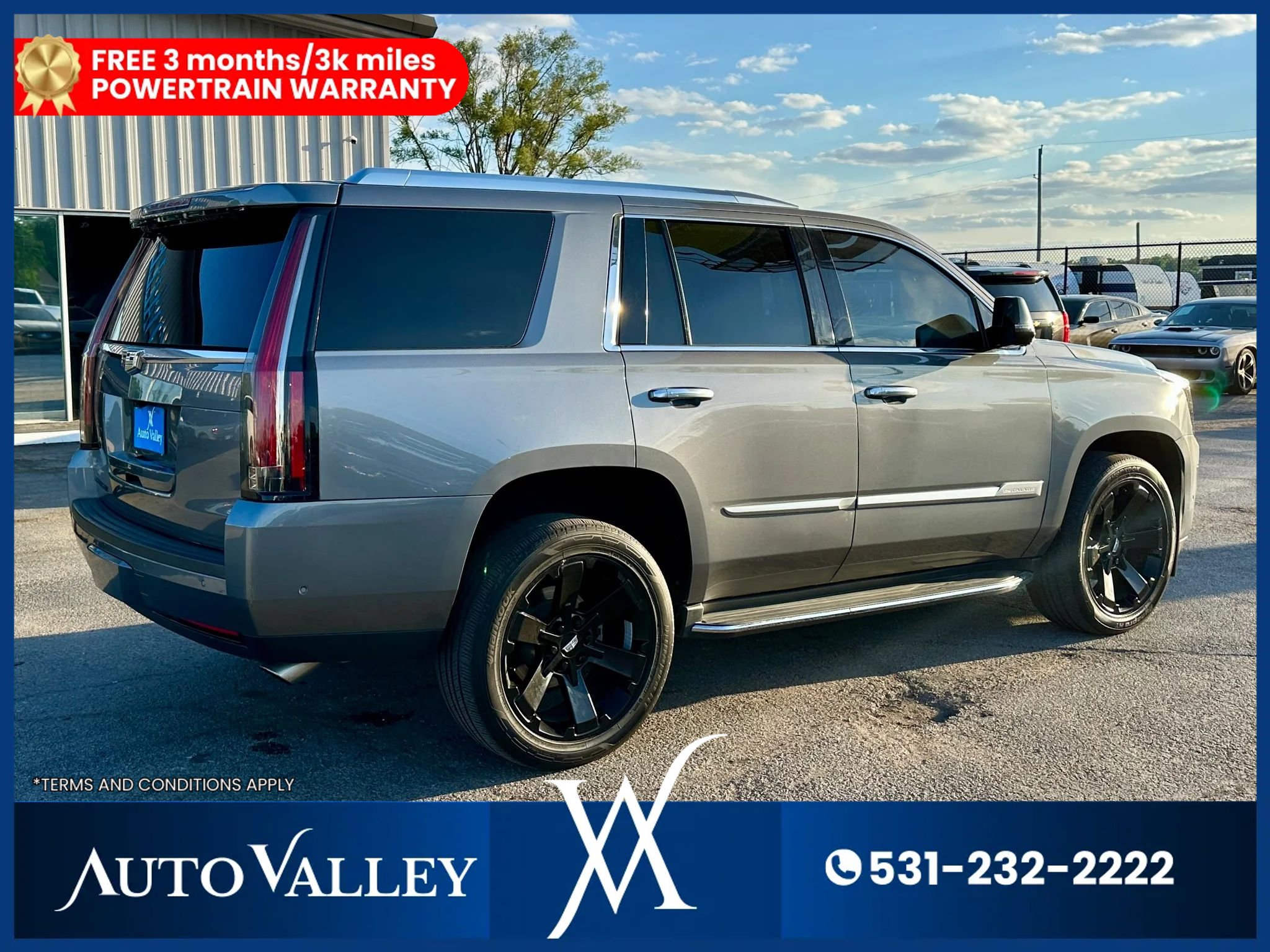 Used 2020 Cadillac Escalade Luxury AWD/4WD image 7