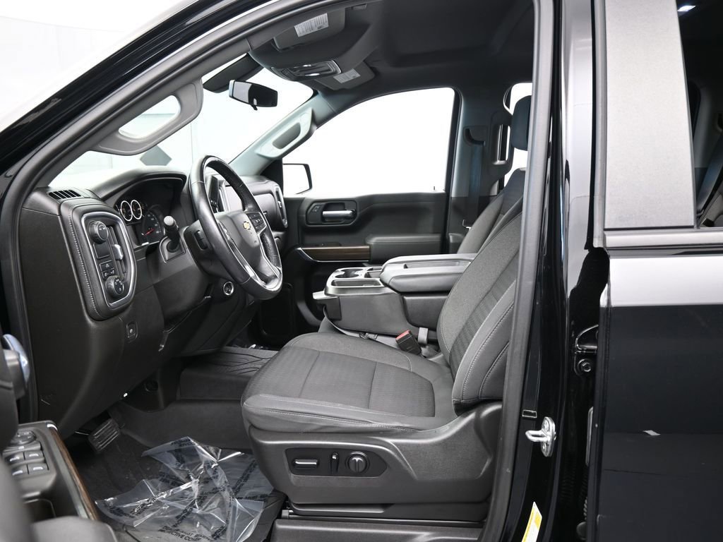 Used 2021 Chevrolet Silverado 1500 LT image 11