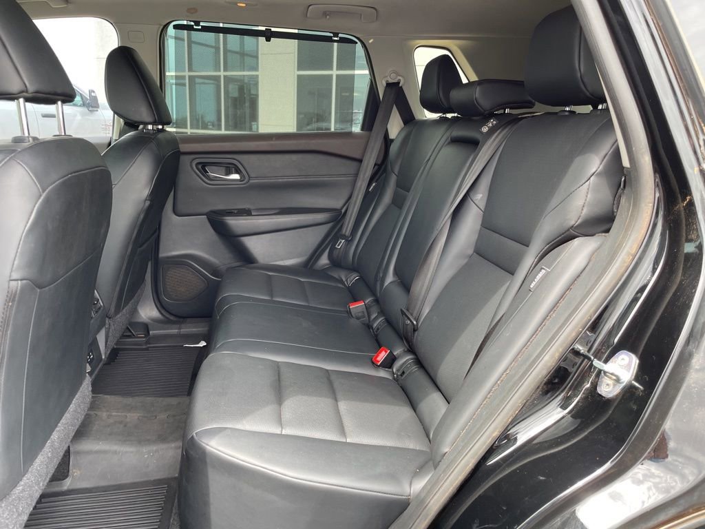 Used 2023 Nissan Rogue SV w/ SV Premium B Package FWD image 27