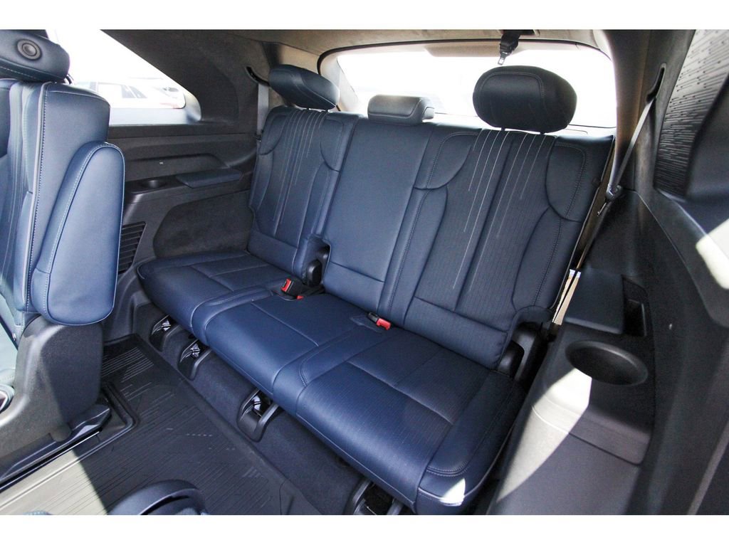 New 2026 Cadillac Escalade IQ Sport 2 w/ LPO, ONYX Package image 13