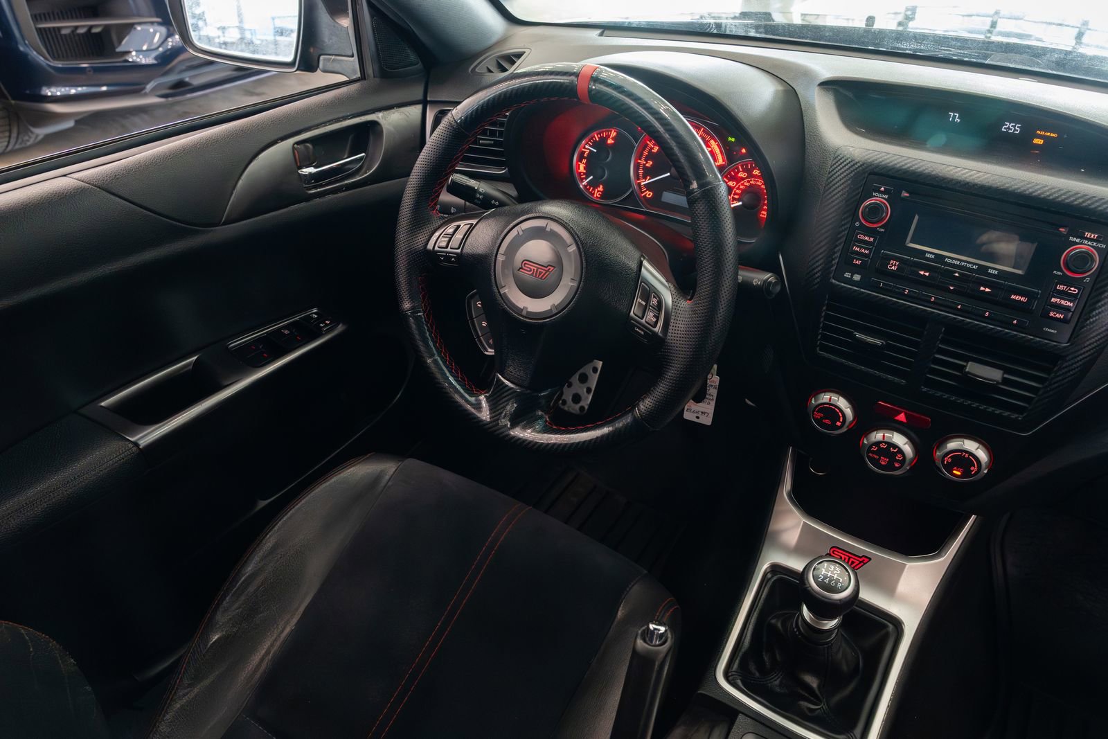 Used 2014 Subaru Impreza WRX STI image 9