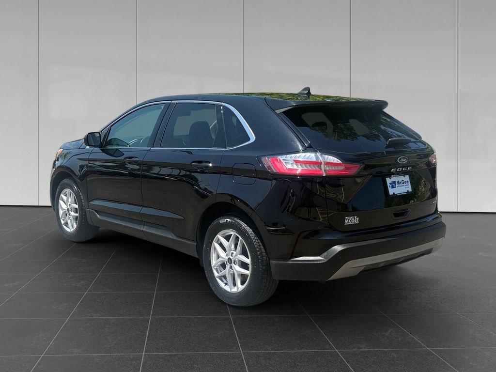 Used 2024 Ford Edge SEL AWD/4WD image 3