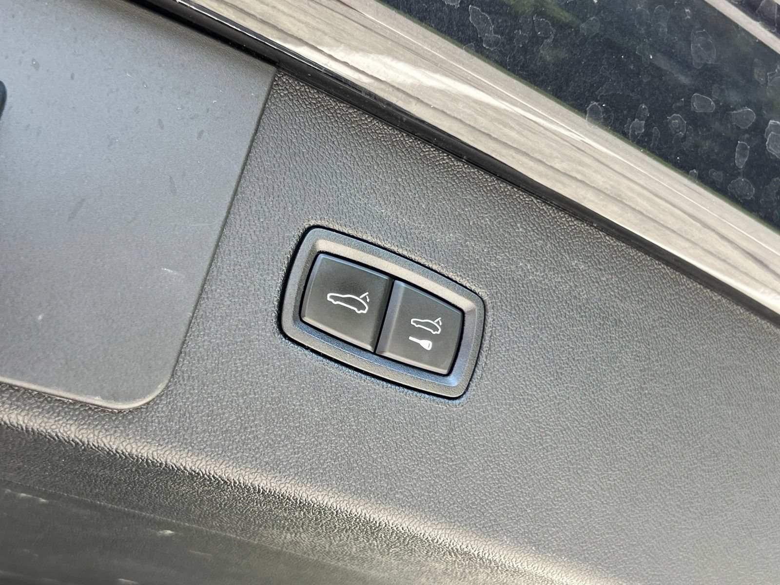 Certified 2022 Porsche Cayenne Platinum Edition AWD/4WD image 22