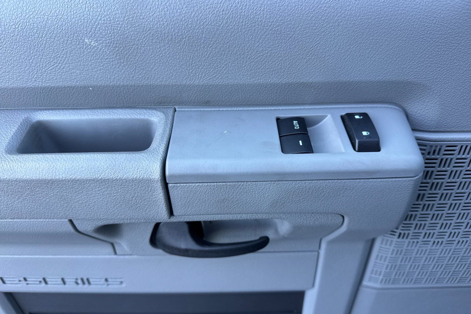 New 2026 Ford E-350 and Econoline 350 Super Duty w/ Power Equipment Group image 11