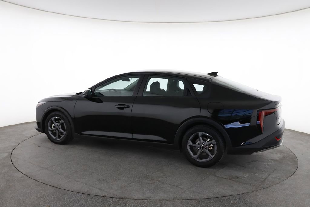 Used 2025 Kia K4 LXS image 8