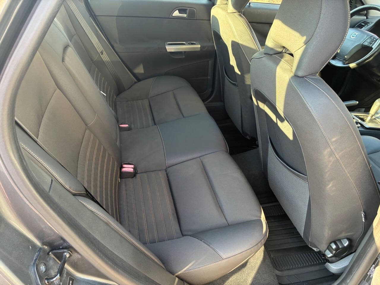 Used 2009 Volvo S40 2.4i FWD image 8