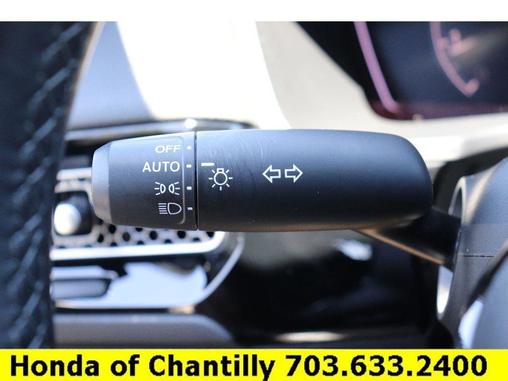 Used 2025 Honda Civic Sport image 10