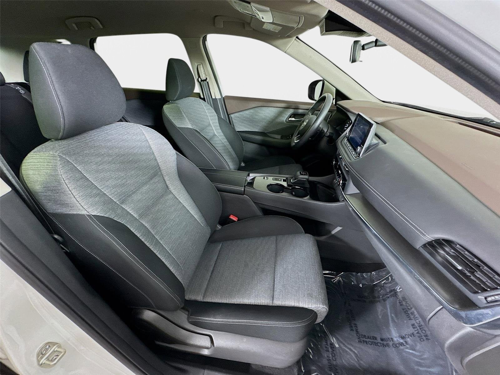 Certified 2023 Nissan Rogue SV FWD image 26