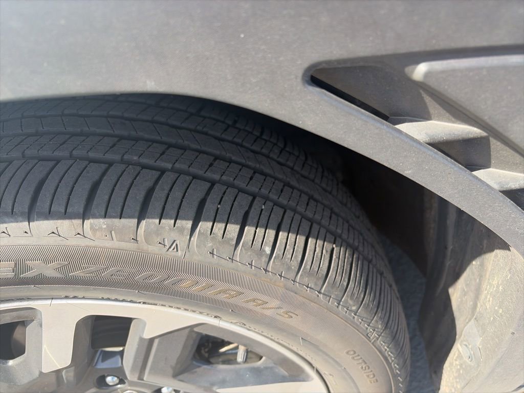 Certified 2025 Subaru Forester Limited w/ Popular Package #2 image 4