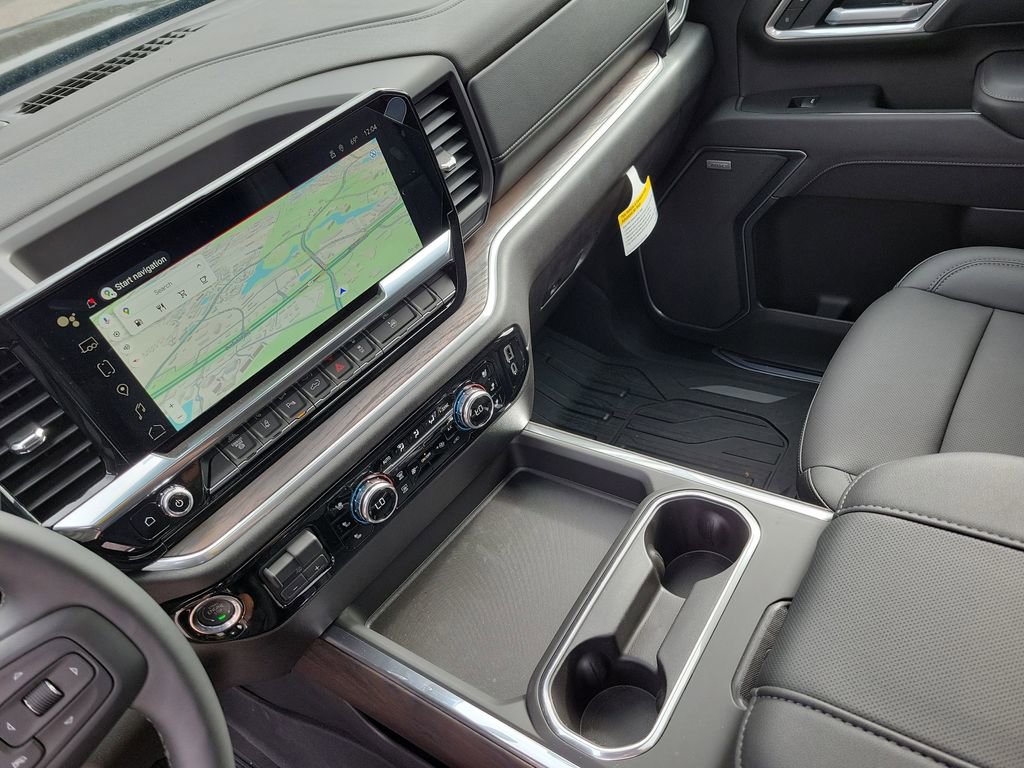 New 2025 GMC Sierra 3500 SLT w/ SLT Convenience Package image 36