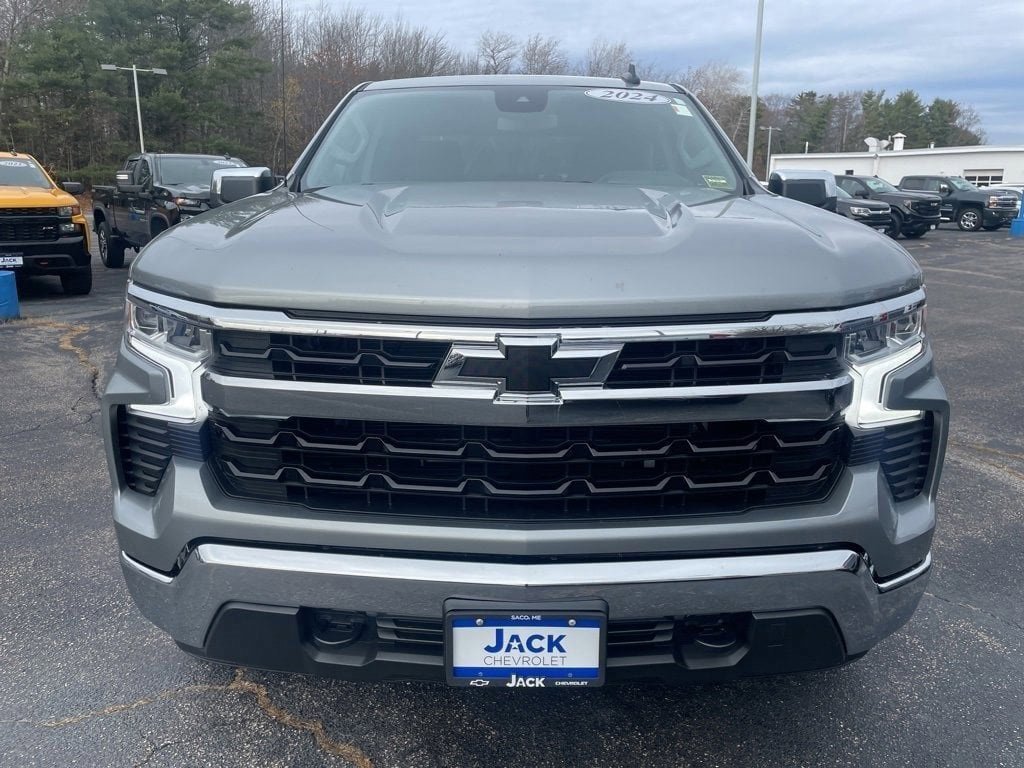Certified 2024 Chevrolet Silverado 1500 LT image 2