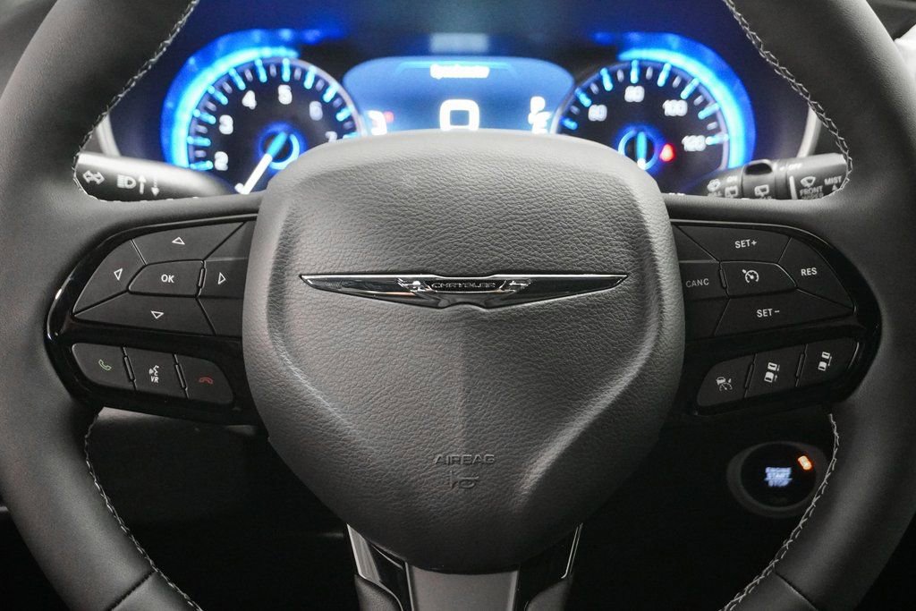 New 2026 Chrysler Pacifica Select w/ S Appearance Package image 23