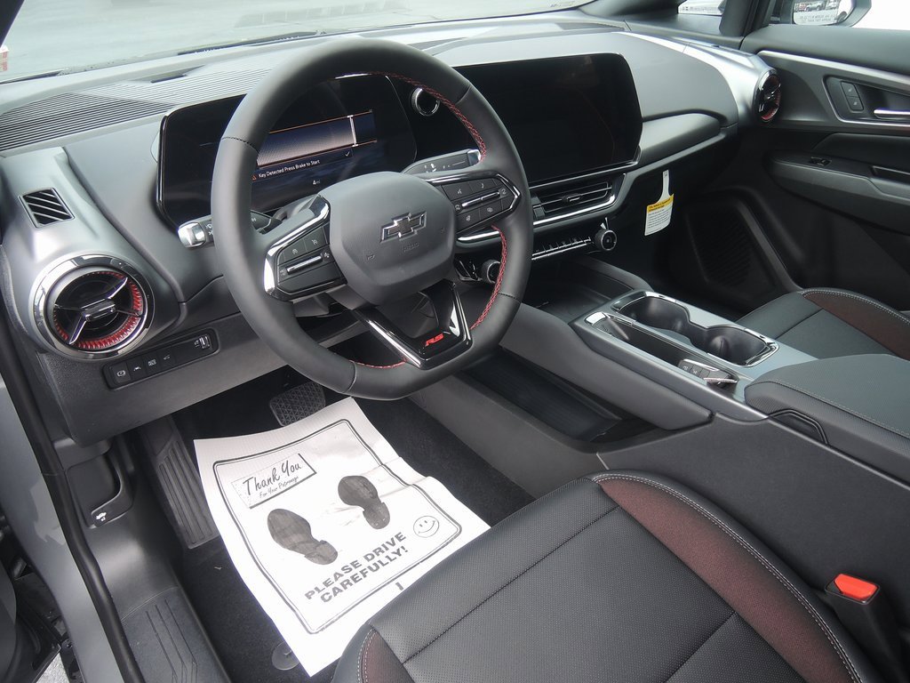 New 2025 Chevrolet Equinox EV RS image 4