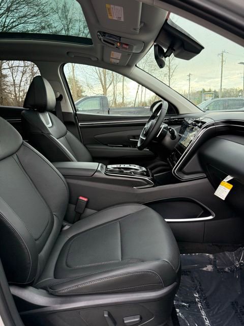 Used 2024 Hyundai Tucson Limited image 19
