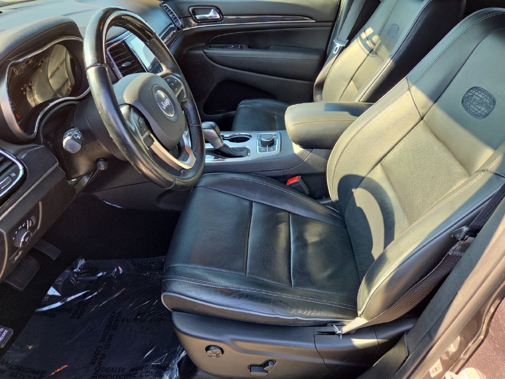 Used 2019 Jeep Grand Cherokee Overland AWD/4WD image 10