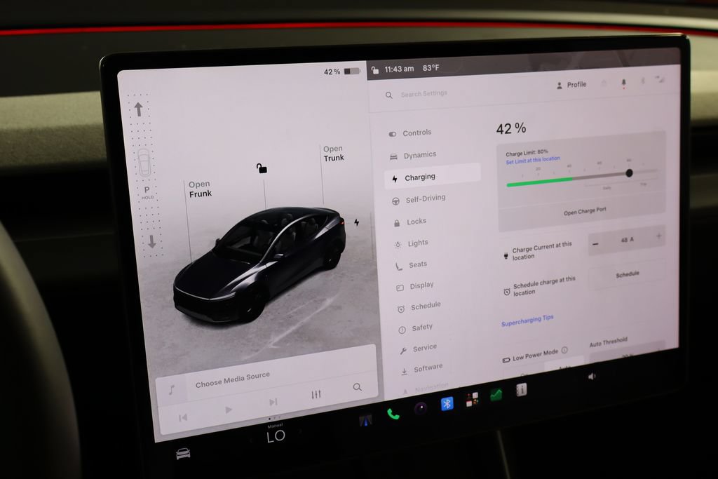 Used 2026 Tesla Model Y Long Range AWD/4WD image 23