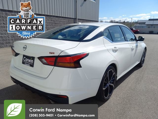 Used 2024 Nissan Altima 2.5 SR image 3