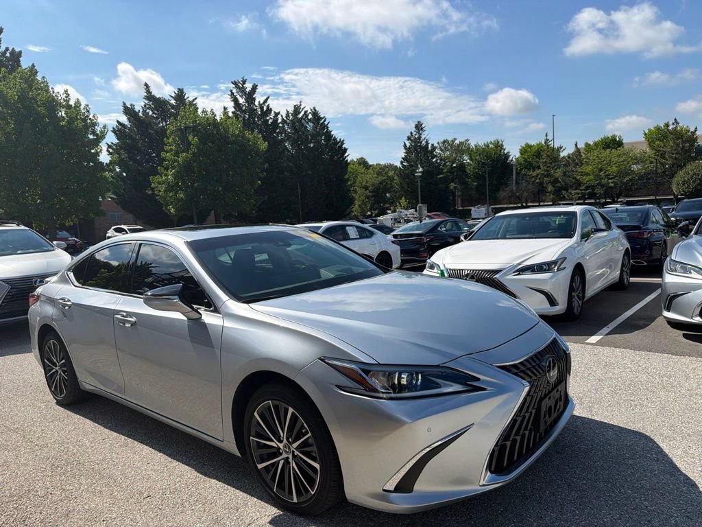 Certified 2025 Lexus ES 350 w/ Premium Package FWD image 11