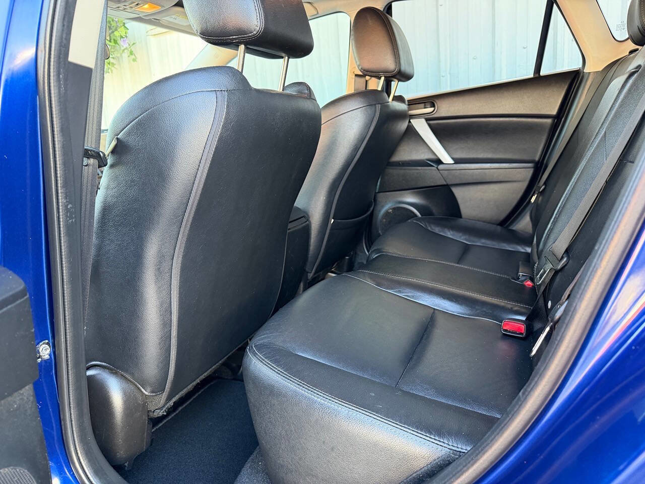 Used 2013 MAZDA MAZDA3 i Grand Touring w/ Tech Pkg image 44