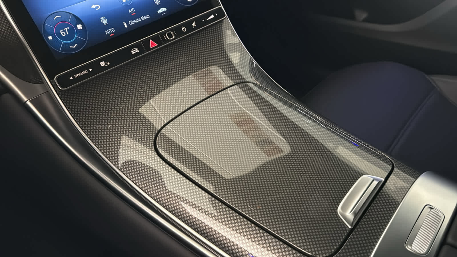 Used 2025 Mercedes-Benz GLC 300 4MATIC image 25