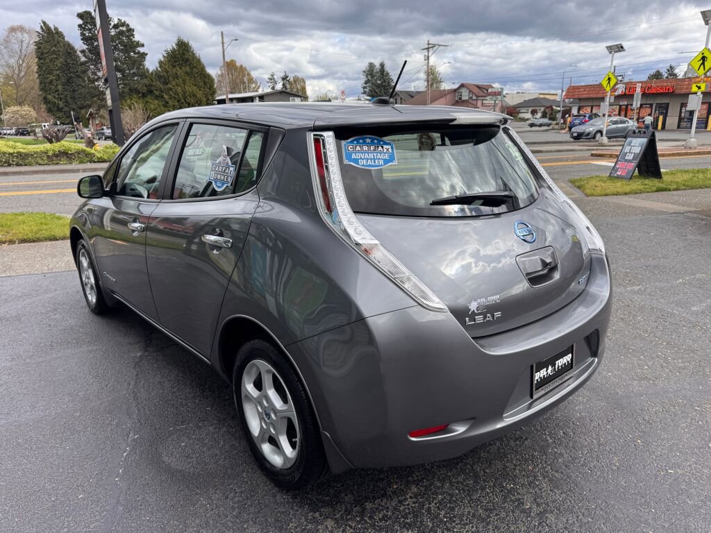 Used 2015 Nissan Leaf S w/ Charge Package image 8