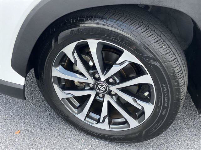 Certified 2023 Toyota Corolla Cross XLE w/ Convenience Package AWD/4WD image 9