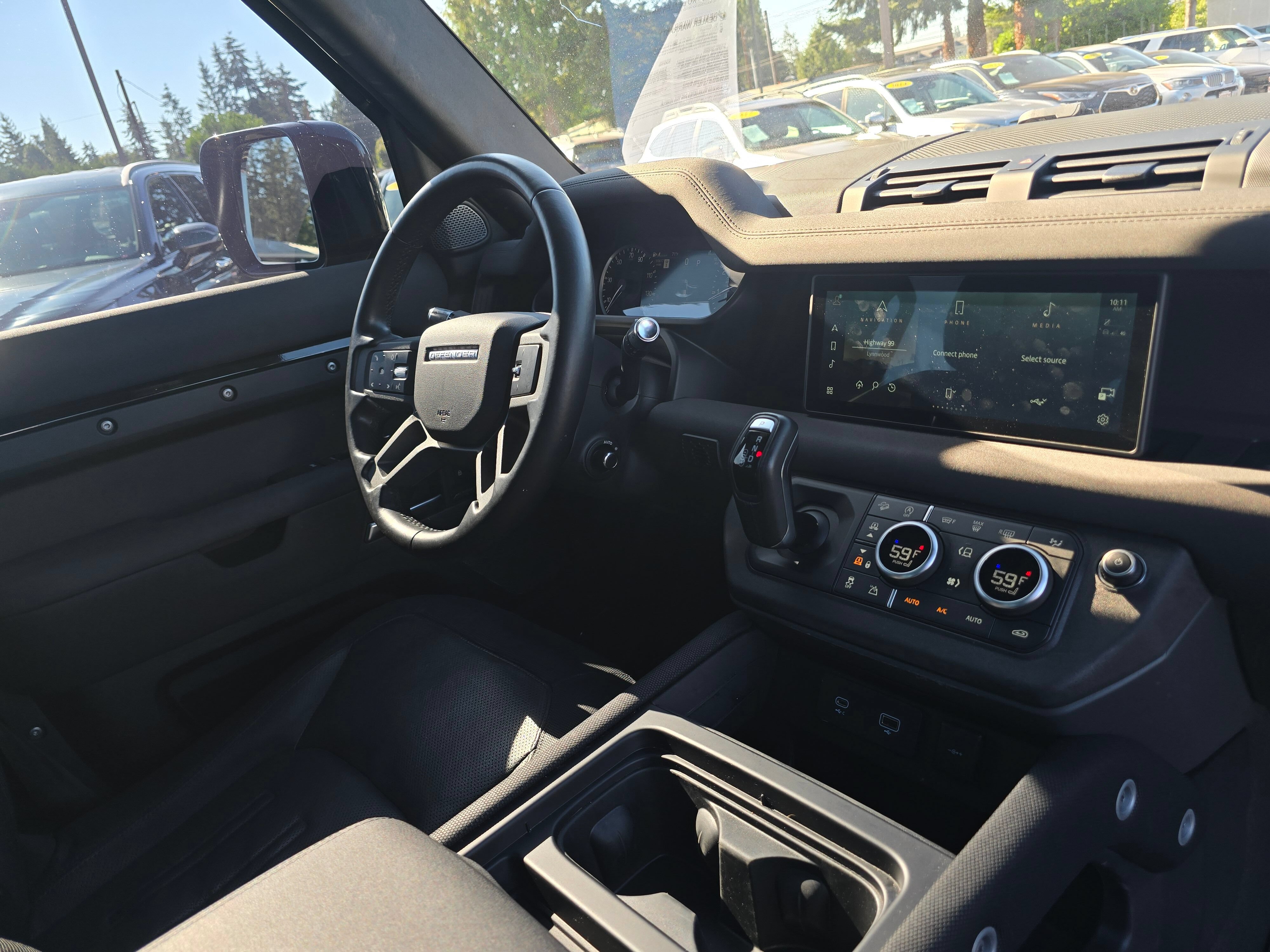 Used 2022 Land Rover Defender 110 X-Dynamic SE AWD/4WD image 10
