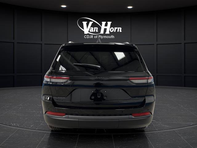 New 2026 Jeep Grand Cherokee Altitude image 14