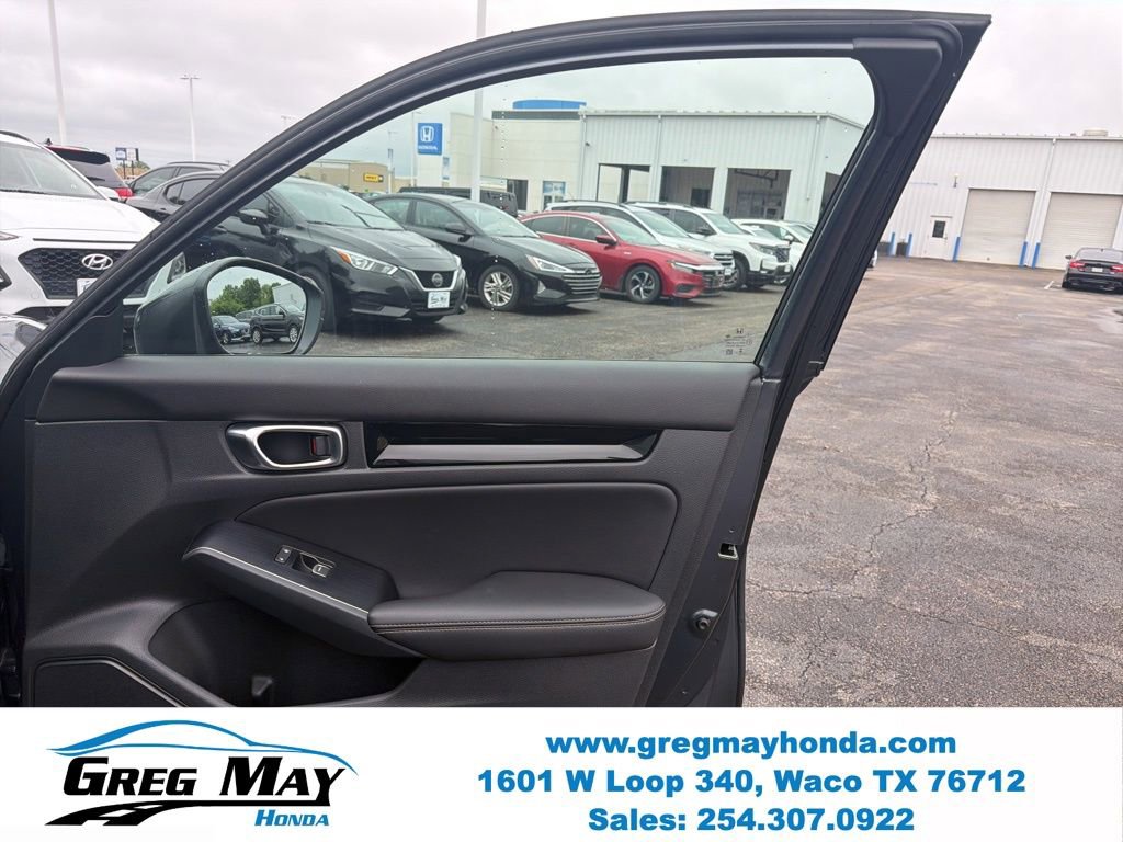 Used 2023 Honda Civic Touring image 32