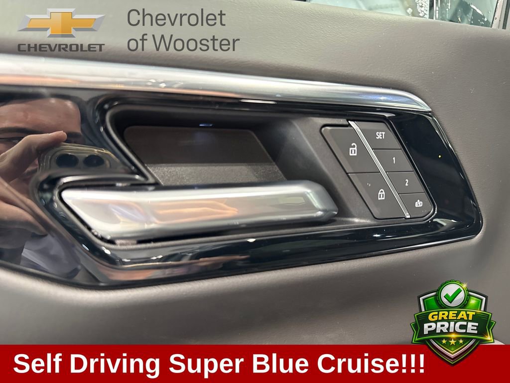 New 2026 Chevrolet Suburban RST w/ Advanced Technology Package AWD/4WD image 33